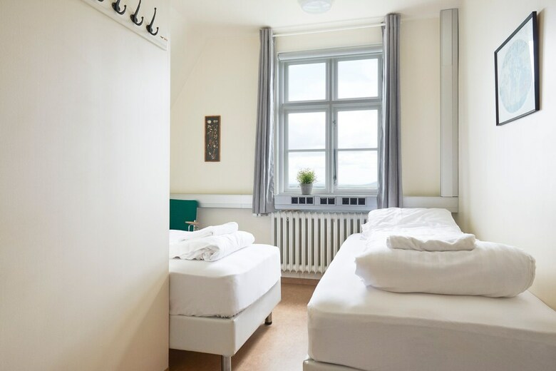 Hotel Heradsskolinn Historic Guesthouse