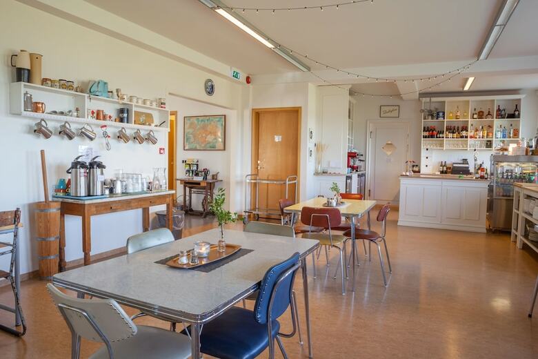 Hotel Heradsskolinn Historic Guesthouse