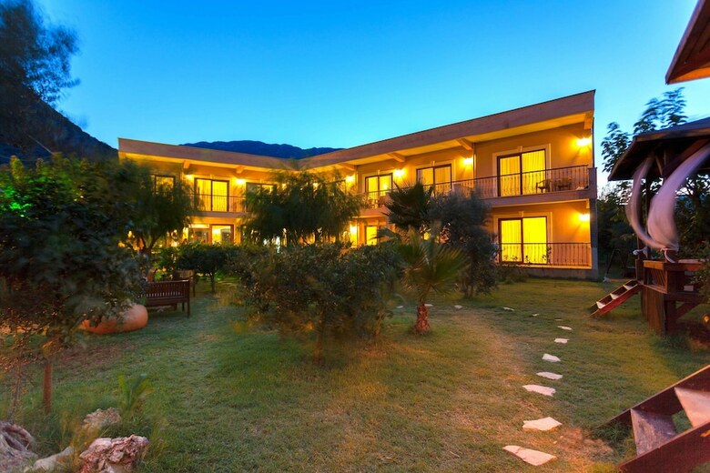 Adrasan Deniz Hotel