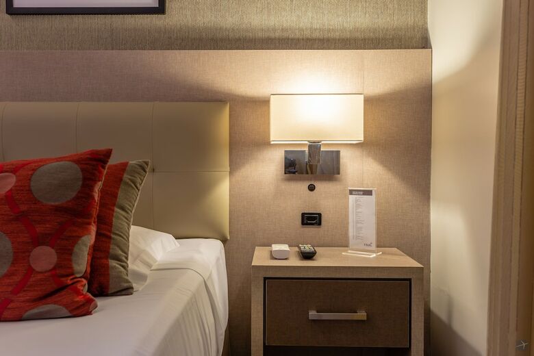 Hotel Faial Prime Su�tes