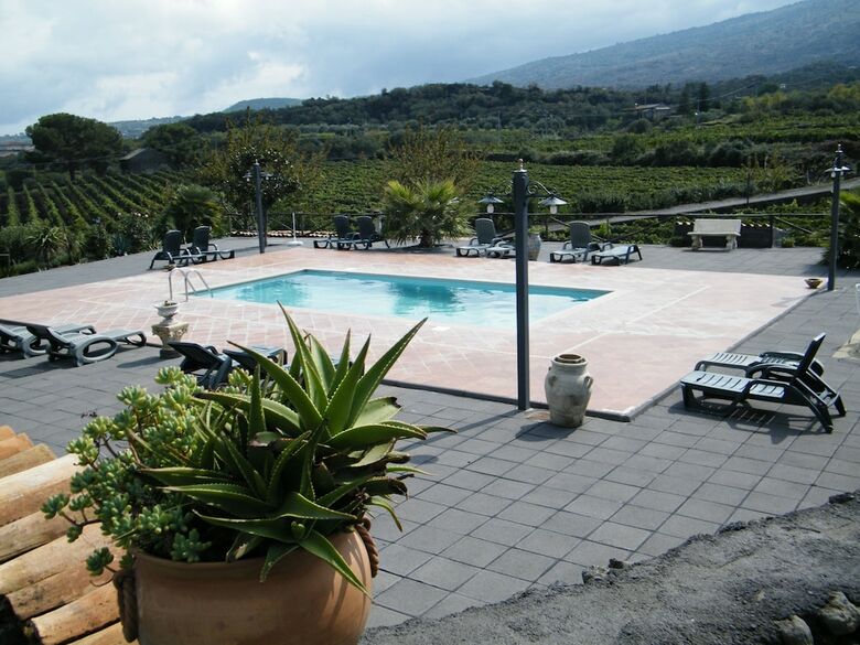 Agroturismo Etna Wine Agriturismo