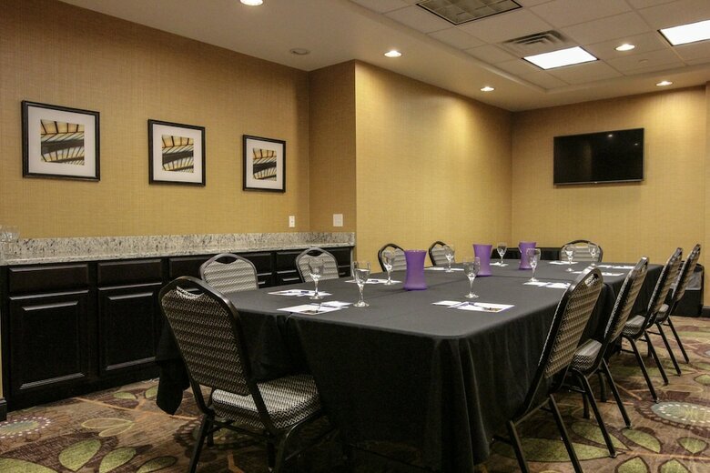 Hotel Holiday Inn Express & Suites Montgomery