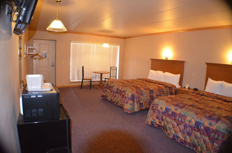Motel Amber's Inn & Suites