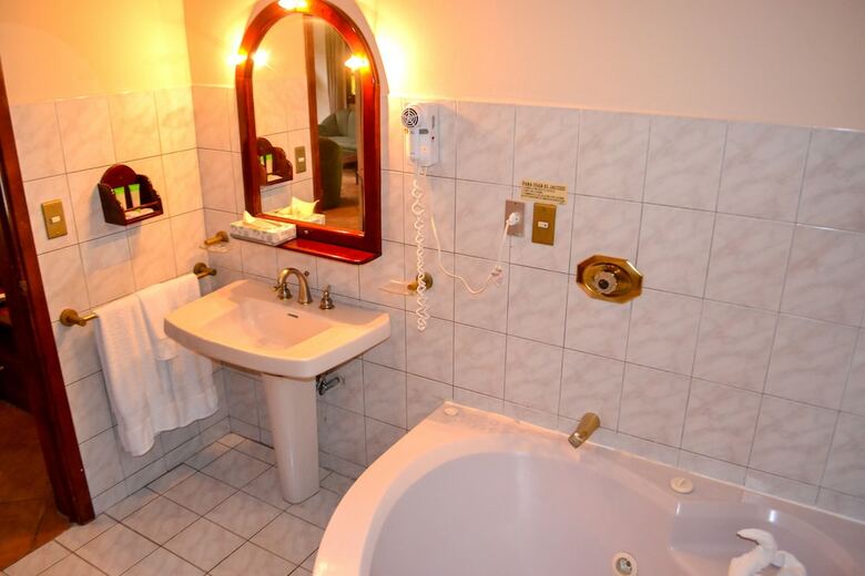 Apartamento Hotel El Tucano Resort & Thermal Spa