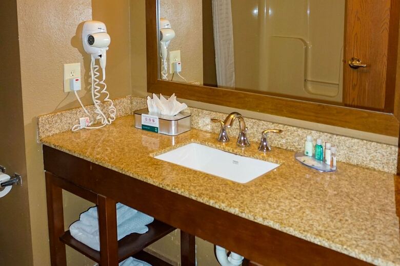 Hotel Quality Inn & Suites Georgetown - Seaford