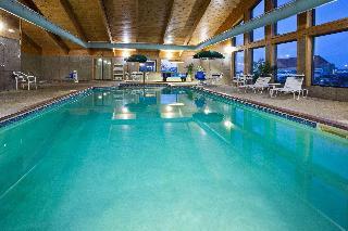 Hotel Americinn By Wyndham Roseau