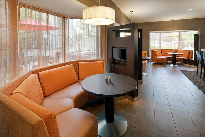 Hotel Courtyard By Marriott Cleveland Beachwood