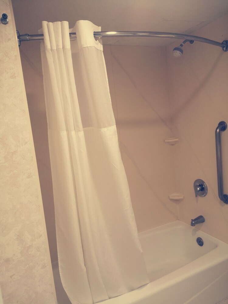 Hotel Hampton Inn By Hilton Saltillo Airport Area