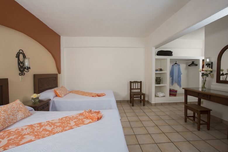 El Pescador Hotel