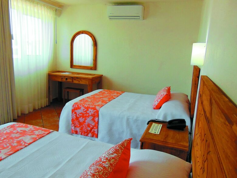 El Pescador Hotel