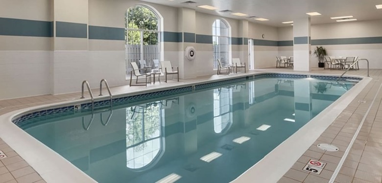 Hotel Embassy Suites Cleveland Rockside