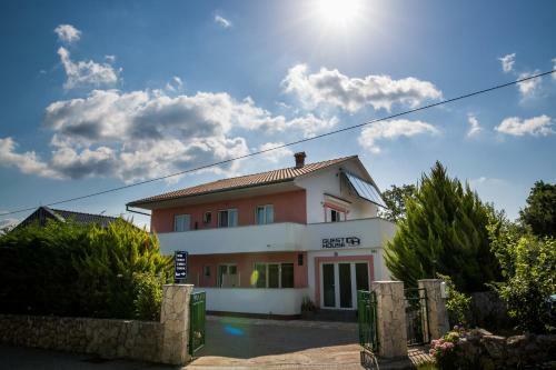 Hostal Guest House Kusen