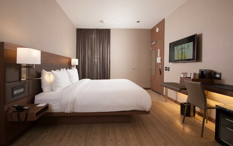 AC Hotels By Marriott New Orleans Bourbon