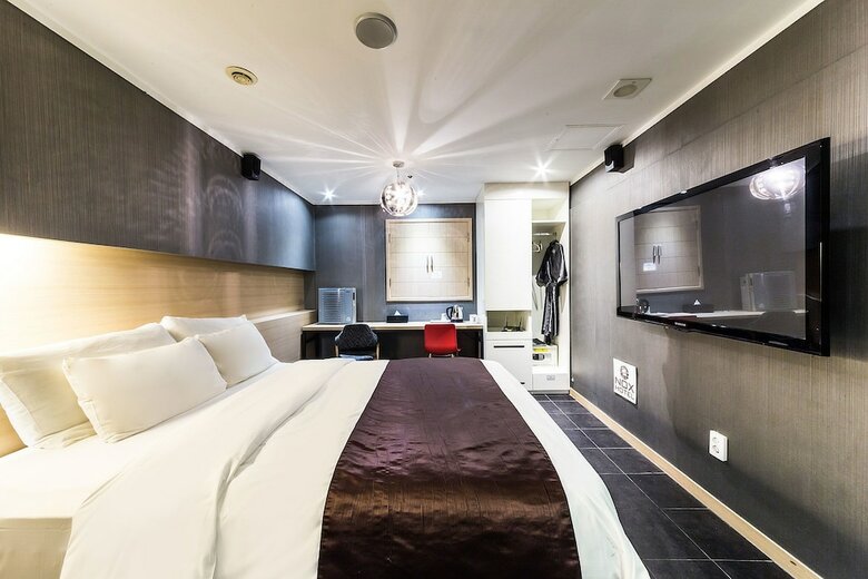 Nox Boutique Hotel