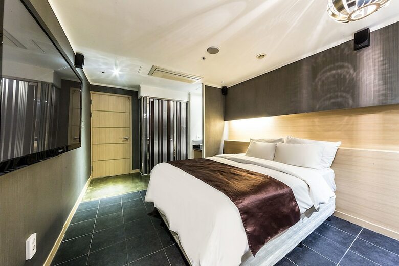 Nox Boutique Hotel