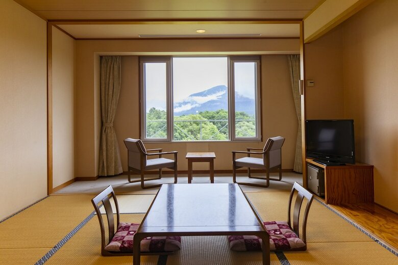 Hotel Kyukamura Ura-bandai