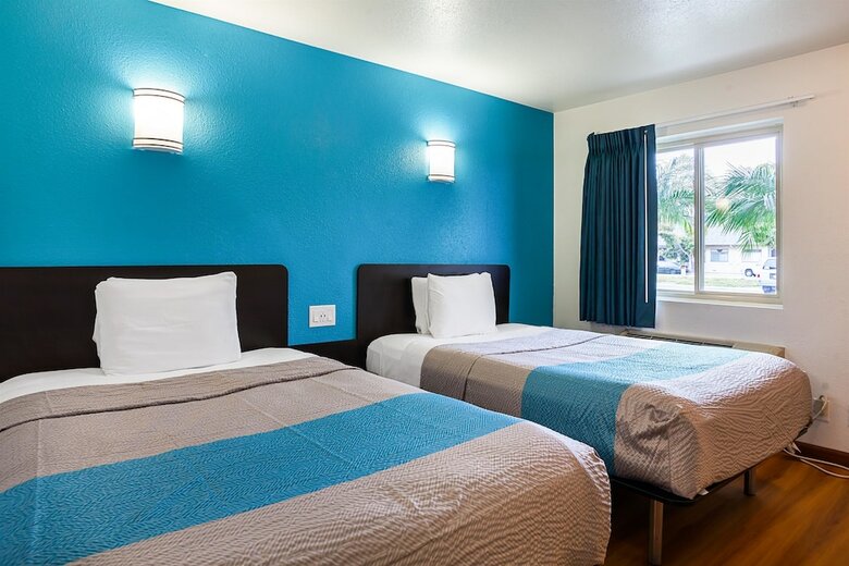 Motel 6 Ventura, Ca - Downtown