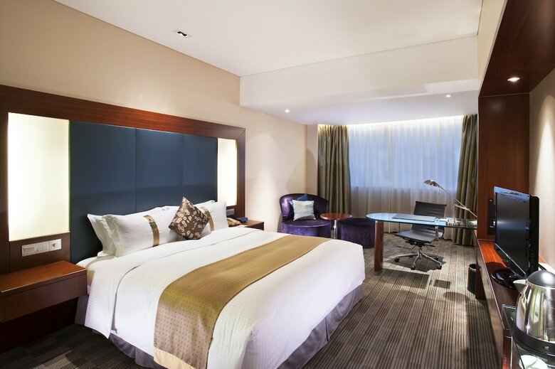 Hotel Holiday Inn Shanghai Pudong
