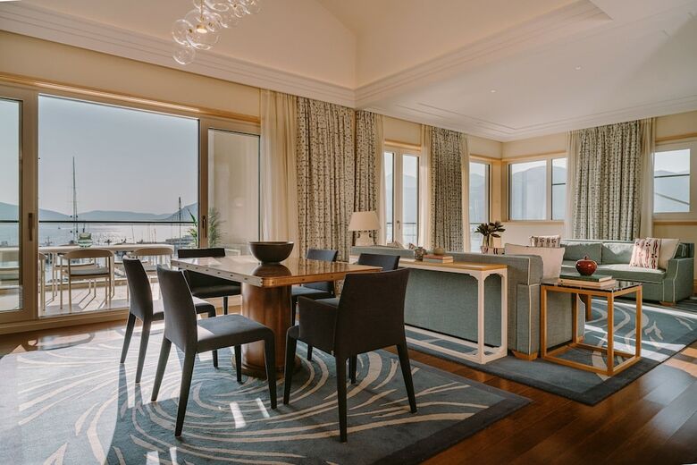 Hotel Regent Porto Montenegro