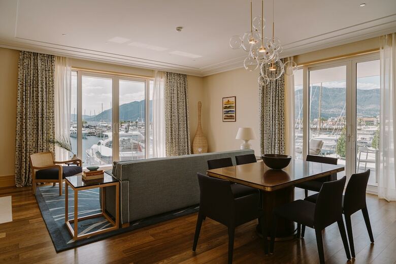 Hotel Regent Porto Montenegro