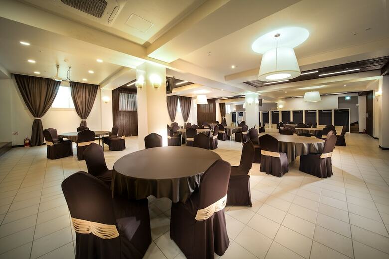 Hotel Amoureux