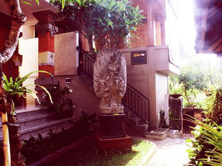 Hotel Teba House