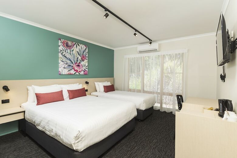 Motel Nightcap At Balaclava Hotel
