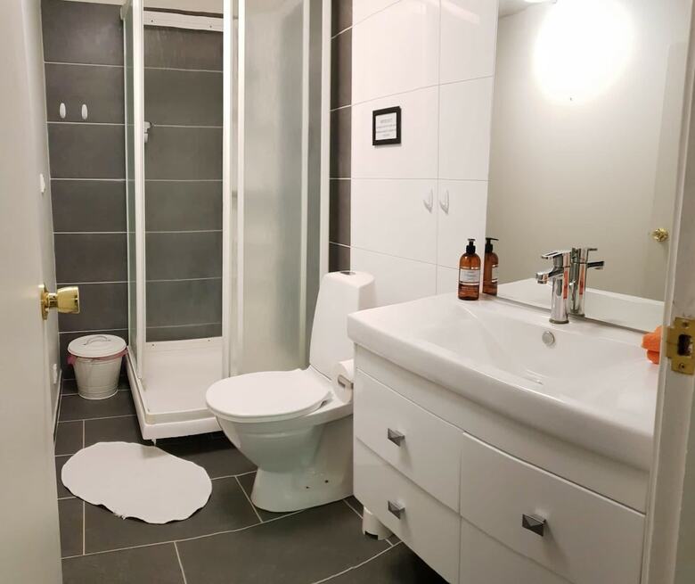 Hotel Guesthouse Hv�t�