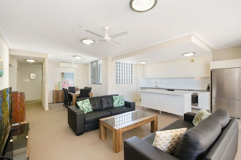 Direct Hotels ? Dalgety Apartments