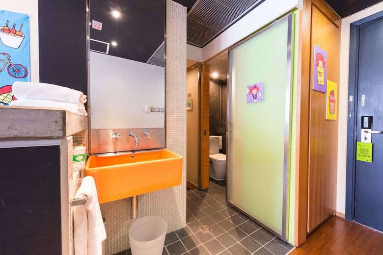 Hotel Y Loft Youth Square