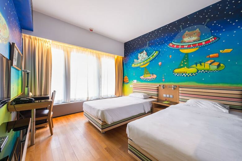 Hotel Y Loft Youth Square