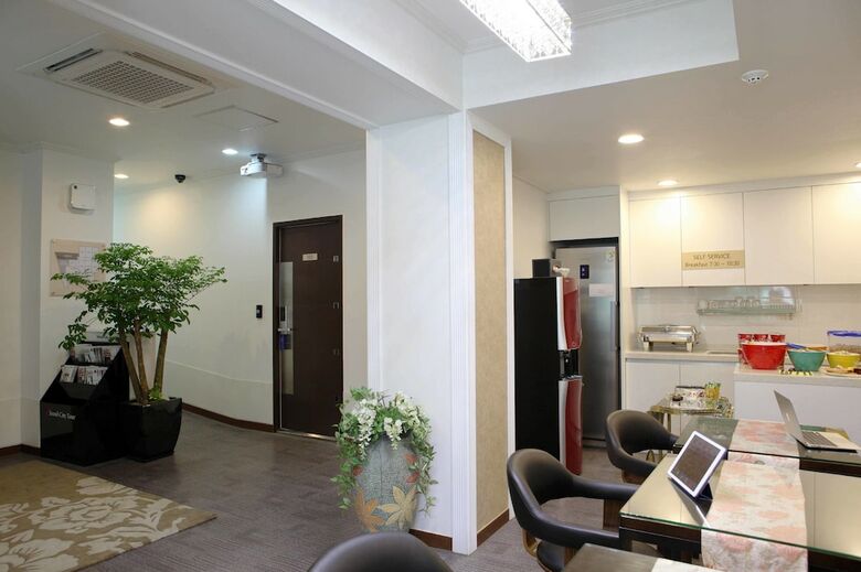 Seoul City Hotel