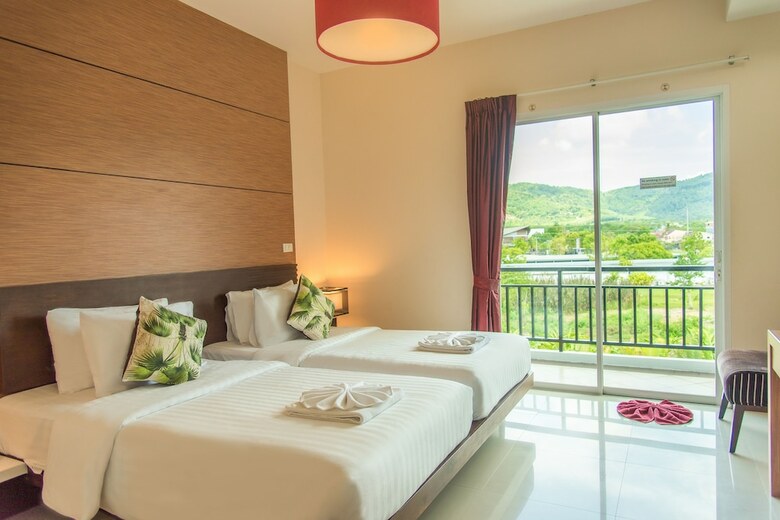 Hotel Phuket Jula Place