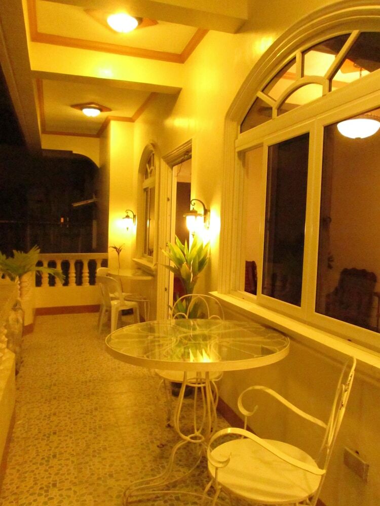 Hotel Casa D' Estrella Apartelle