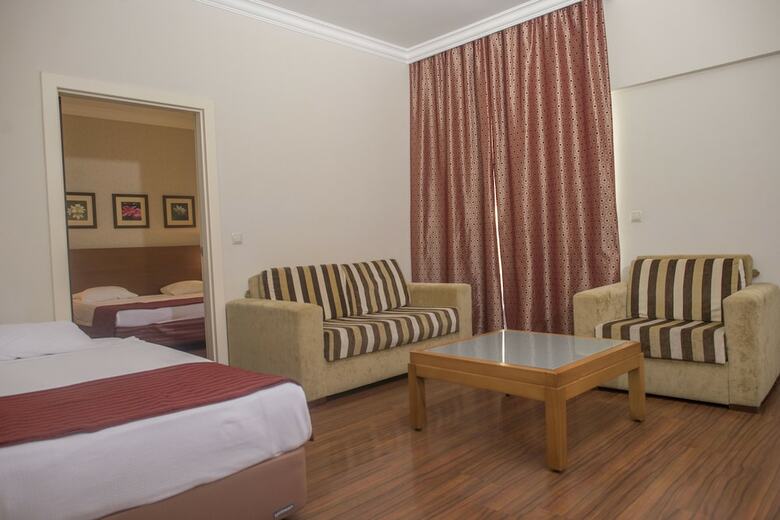 Hotel Queen's Park Le Jardin - All Inclusive