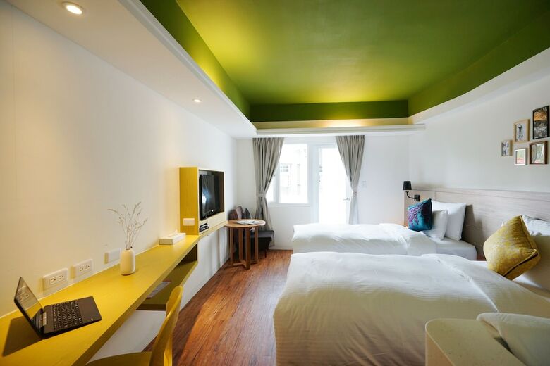 Papersun Hotel