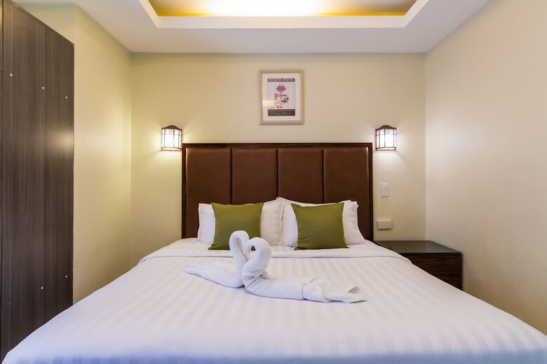 Jmm Grand Suites