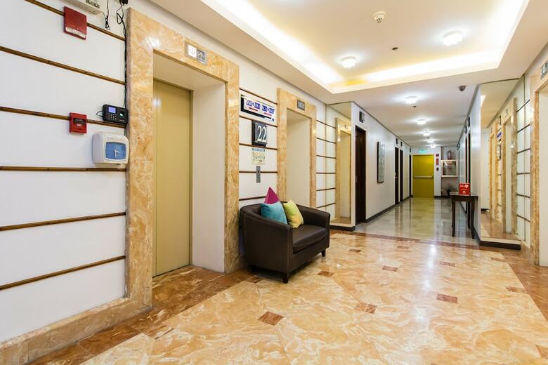 Jmm Grand Suites