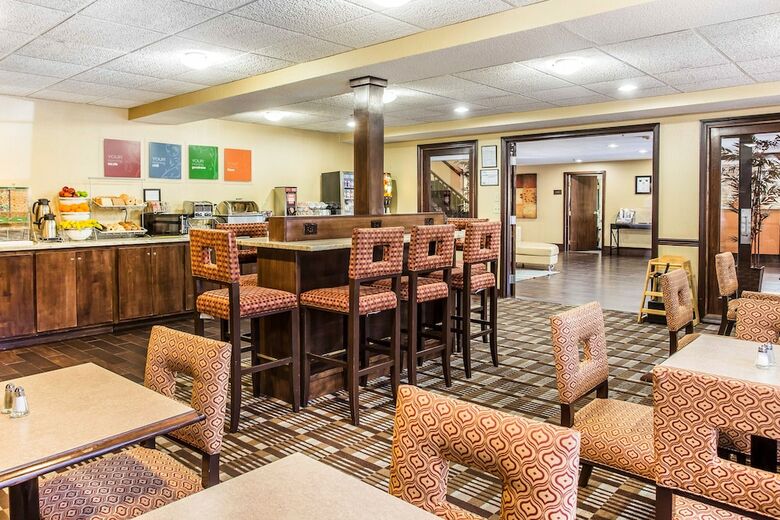 Hotel Comfort Inn & Suites Ballpark Area