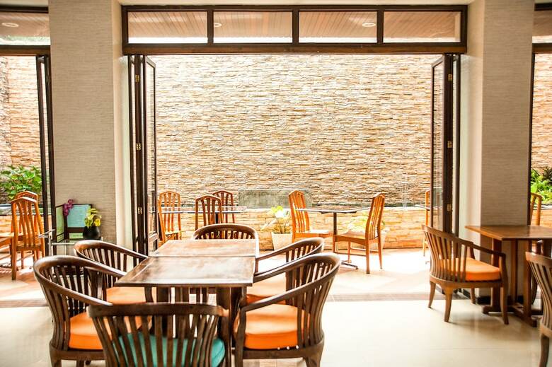 Hotel Crystal Inn Phuket