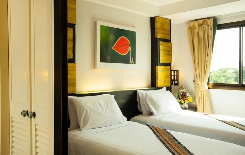 Hotel Crystal Inn Phuket