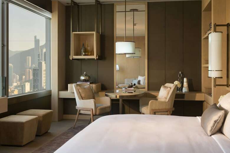 Renaissance Hong Kong Harbour View Hotel