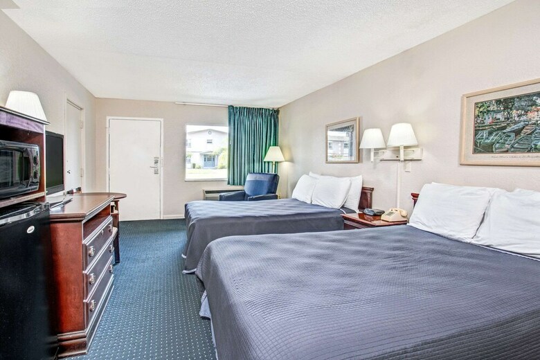 Motel Super 8 By Wyndham Kissimmee