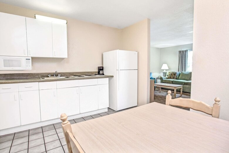 Motel Super 8 By Wyndham Kissimmee