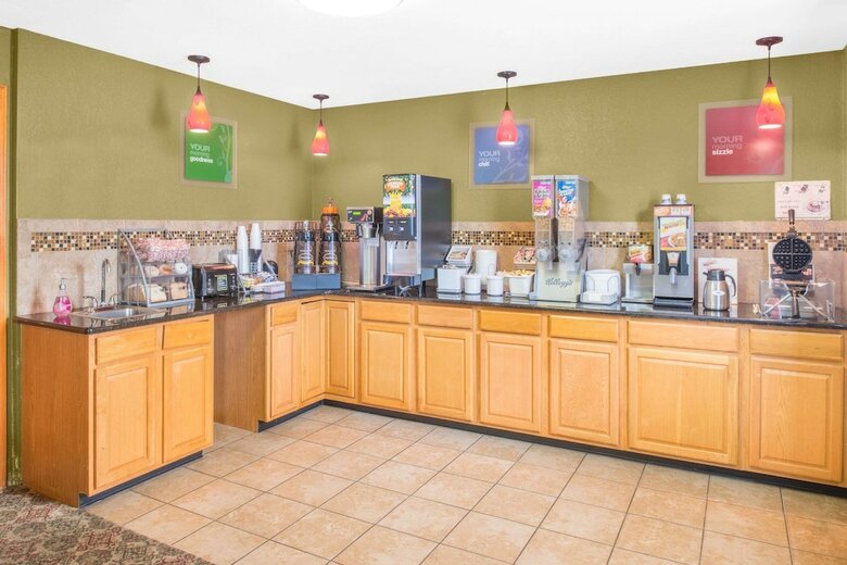 Hotel Super 8 By Wyndham Sikeston/miner Area