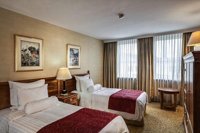 Hotel Marriott Executive Apartments Millennium Court
