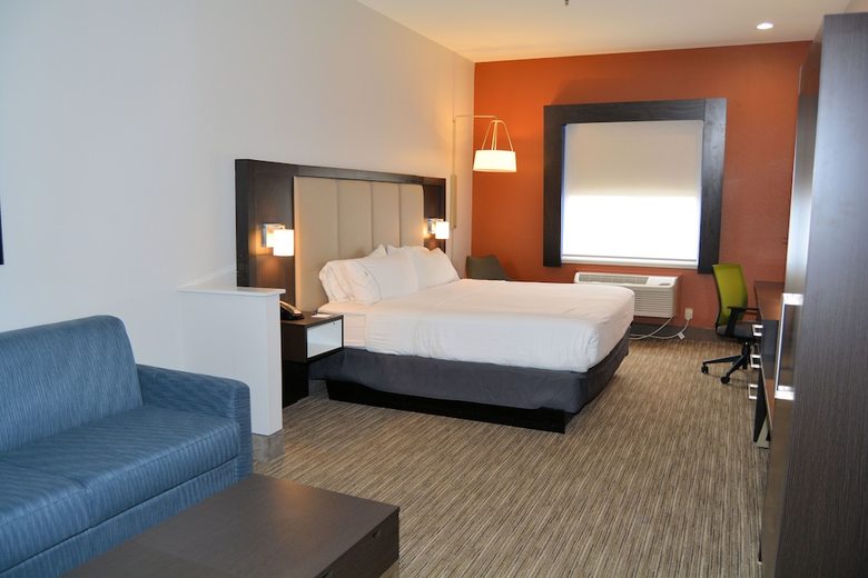 Hotel Holiday Inn Express And Suites