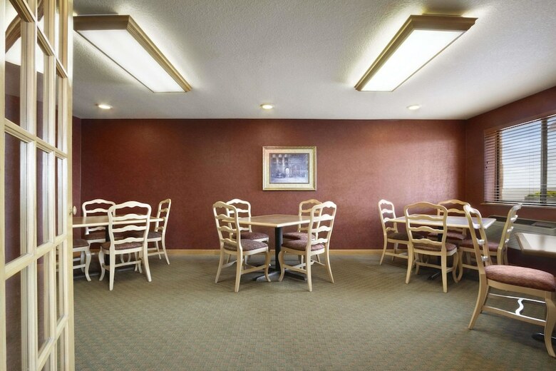 Motel Super 8 By Wyndham Cuba