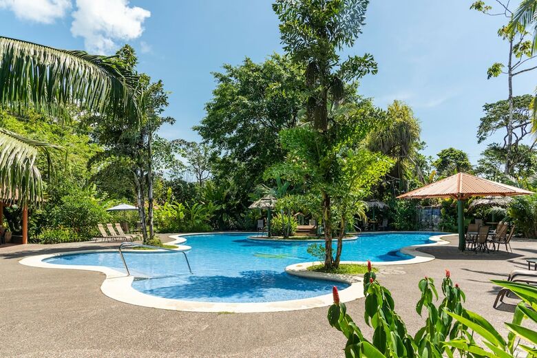 Hotel Laguna Lodge