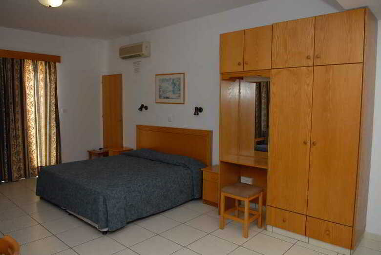 Maistrali Hotel Apartments & Bungalows